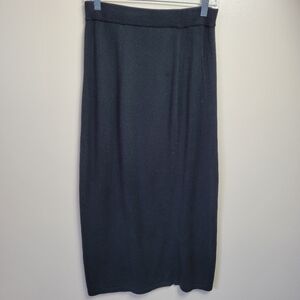 Peruvian connection skirt size S but runs more like large.